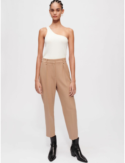 Pantalon tailleur à plis