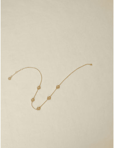 Collier chaîne fleurs