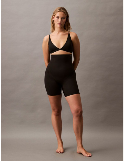 SHORTS MICRO THIGH SCULPTÉS ET ÉLASTIQUES FIRMES