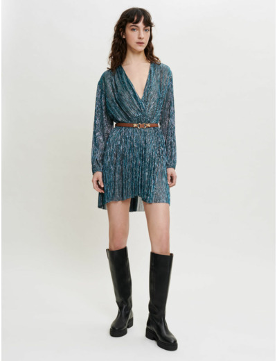 Robe entièrement plissée avec brillance