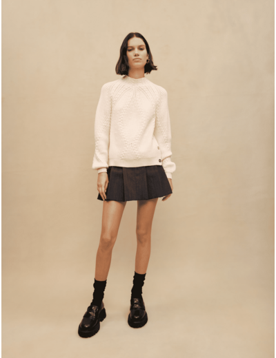 Pull en maille tressée écru