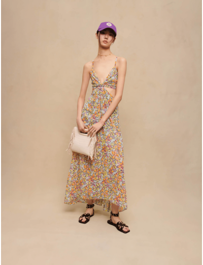 Robe longue fleurie à découpes