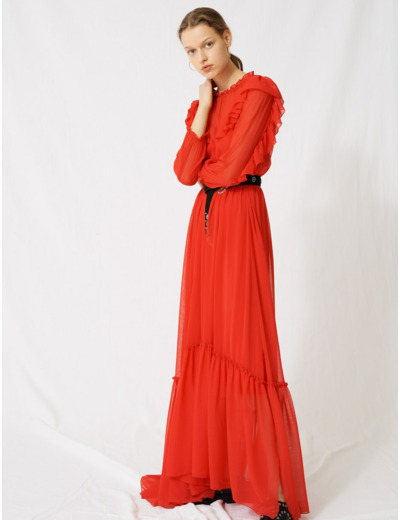 Robe longue en mousseline à volants
