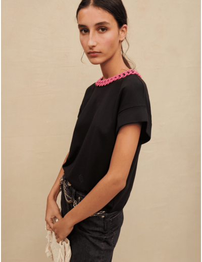 Tee-shirt à maillons au col