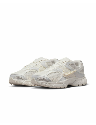 Chaussures Femme W NIKE V5 RNR Beige