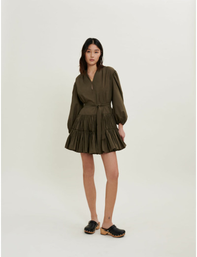 Robe en coton ceinturée