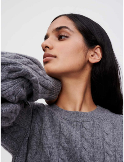 Pull en laine tressé