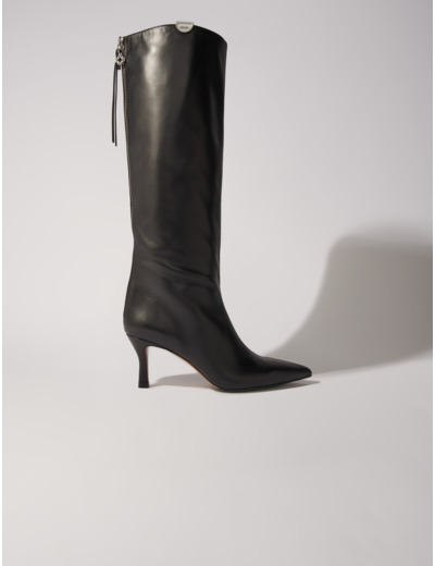 Bottes en cuir à bouts pointus