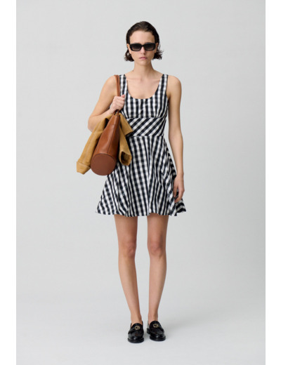 Robe courte patineuse