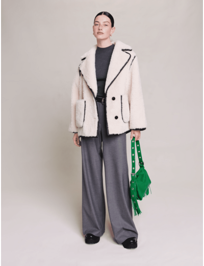 Manteau court en fausse fourrure