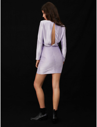 Robe en lamé stretch décolletée dos