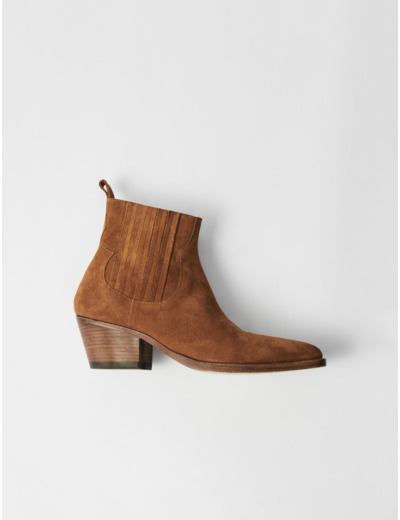 Bottines en suède à découpes western