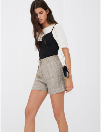 Short en lin à carreaux