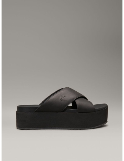 SANDALES EN CUIR