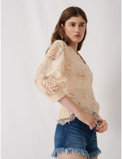 Blouse en guipure à basques