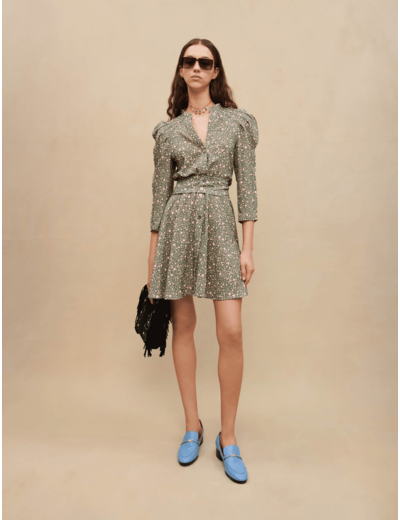 Robe courte manches volumineuses