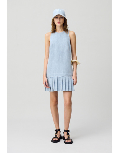 Robe courte sans manches