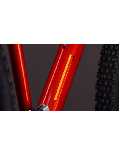VTT semi rigide AIM ONE Rouge/Noir