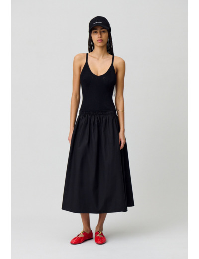 Robe mi-longue buste maille
