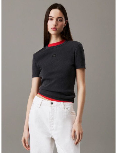 T-SHIRT RIB FIT AVEC ÉTIQUETTE TISSÉE LAVÉE